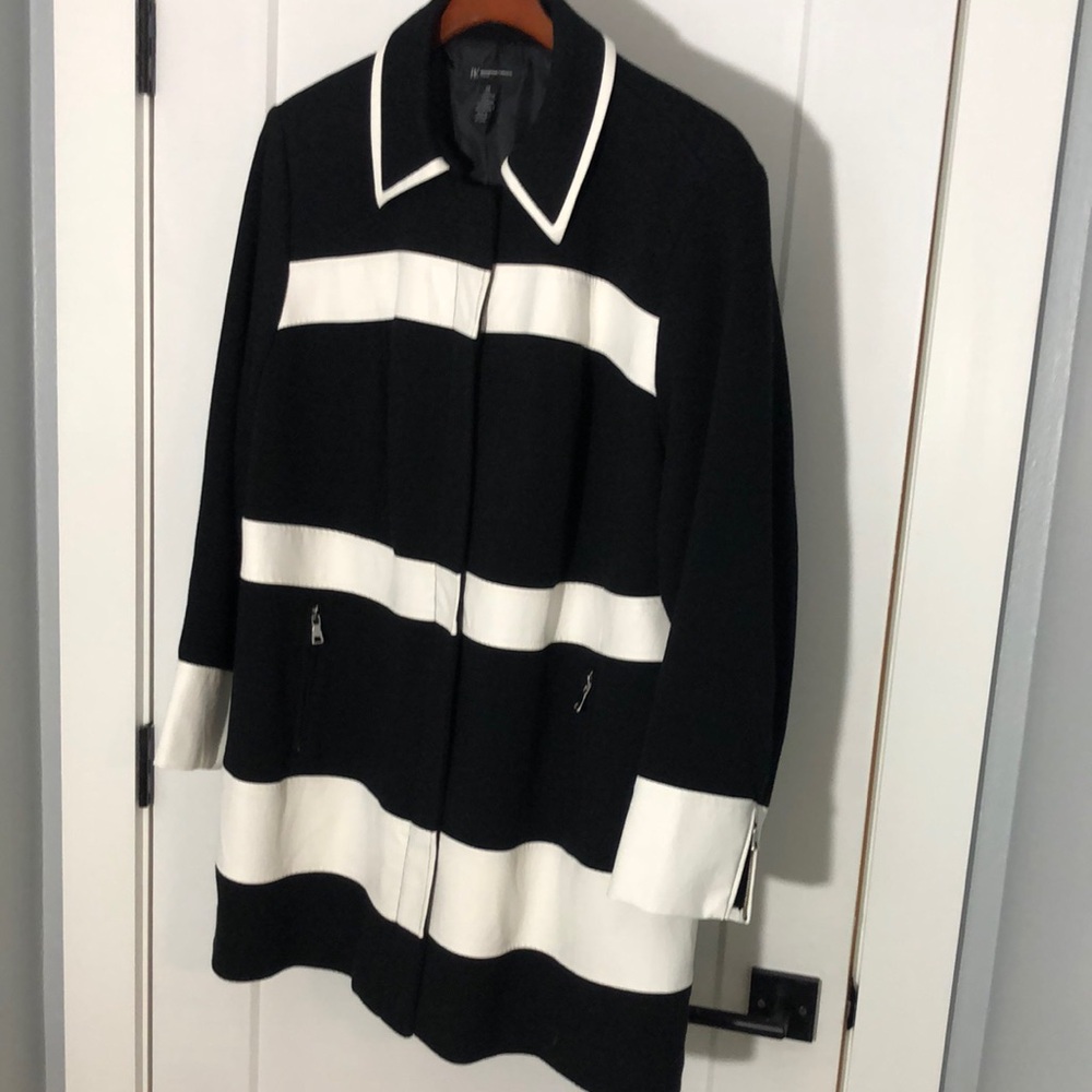 INC International concepts women’s coat. Size 2X.